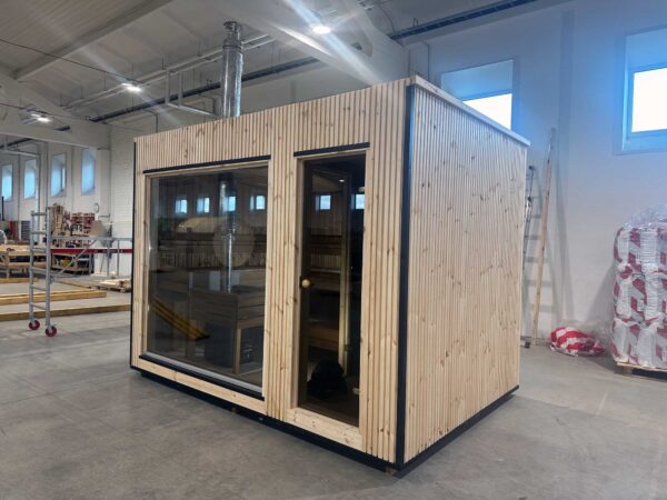 Luxus Moderne Sauna mit Vorraum